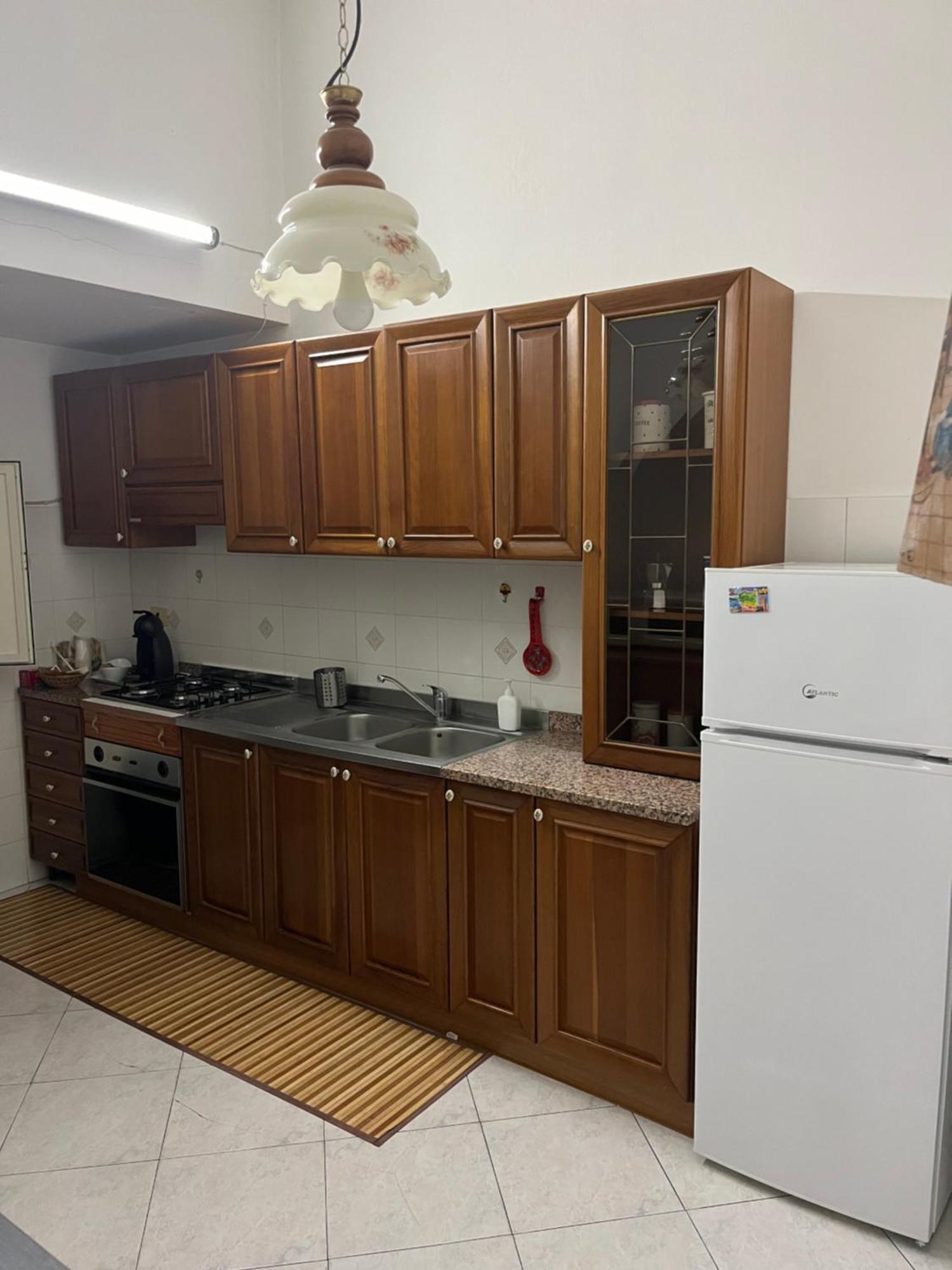 Apartment For 2 In Catania, B&B Le Voci Del Mercato Экстерьер фото